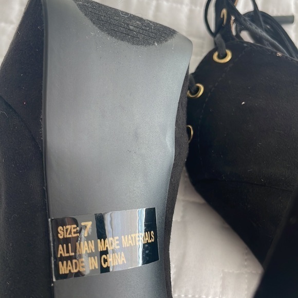 NEW QUPID BLACK TIE PLATFORM PUMP size 7 lace up around Leg heels shoes sexy - Picture 9 of 11